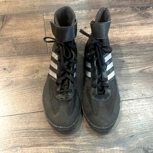 🛍️ Adidas Men's shoes